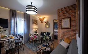 Malona One Bedroom Apartment